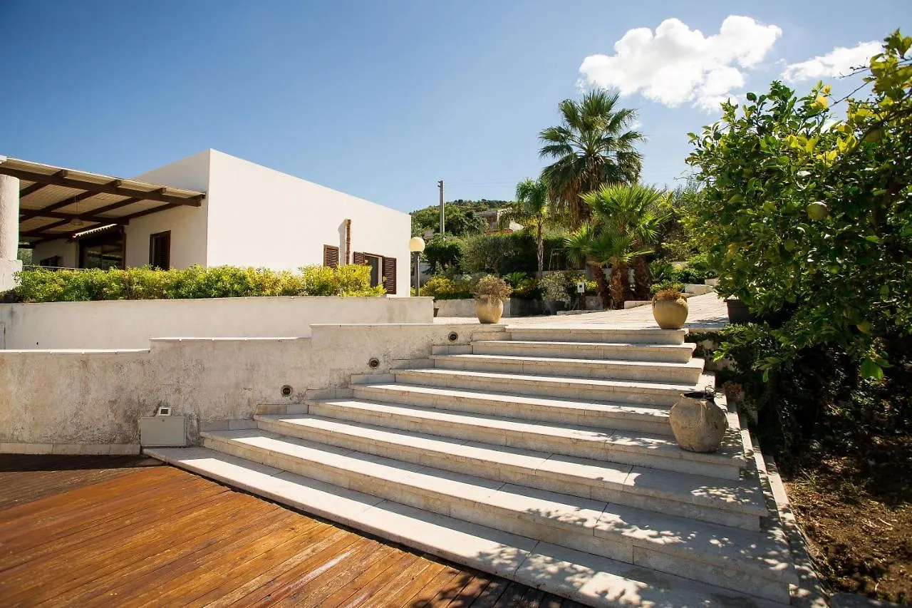 Villa Maria Una Finestra Sul Mare Valderice 0*,  Italie